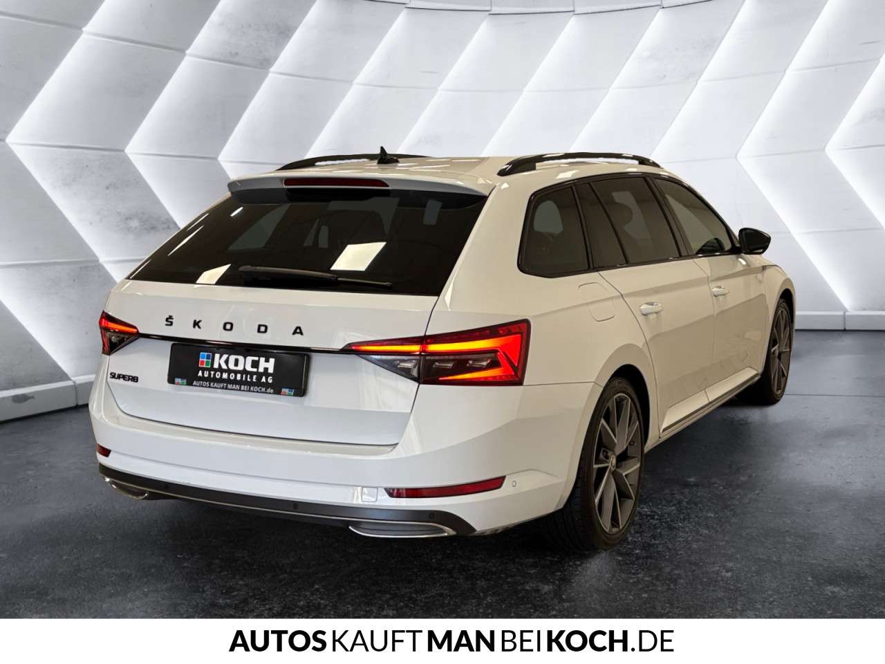 Fahrzeugbild eines Skoda Superb