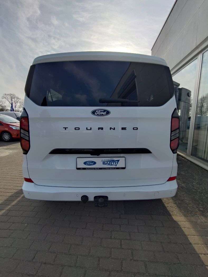 Fahrzeugbild eines Ford Tourneo Custom