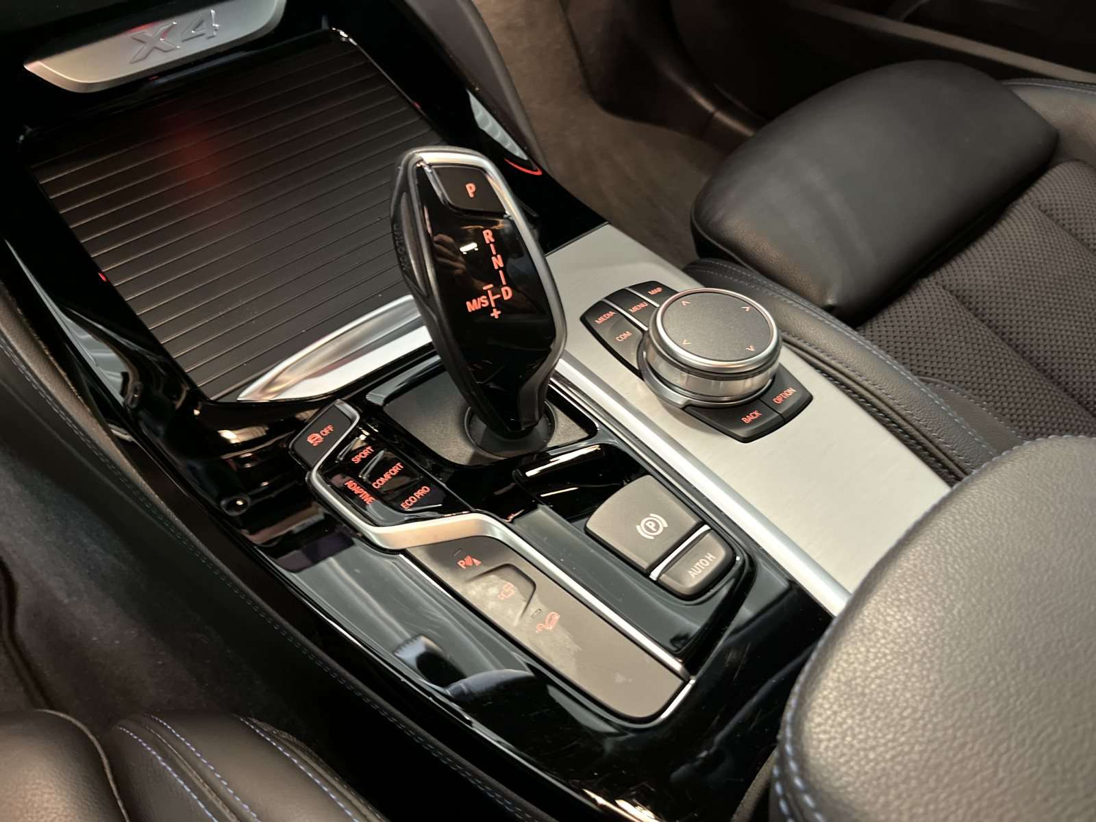 Fahrzeugbild eines BMW X4