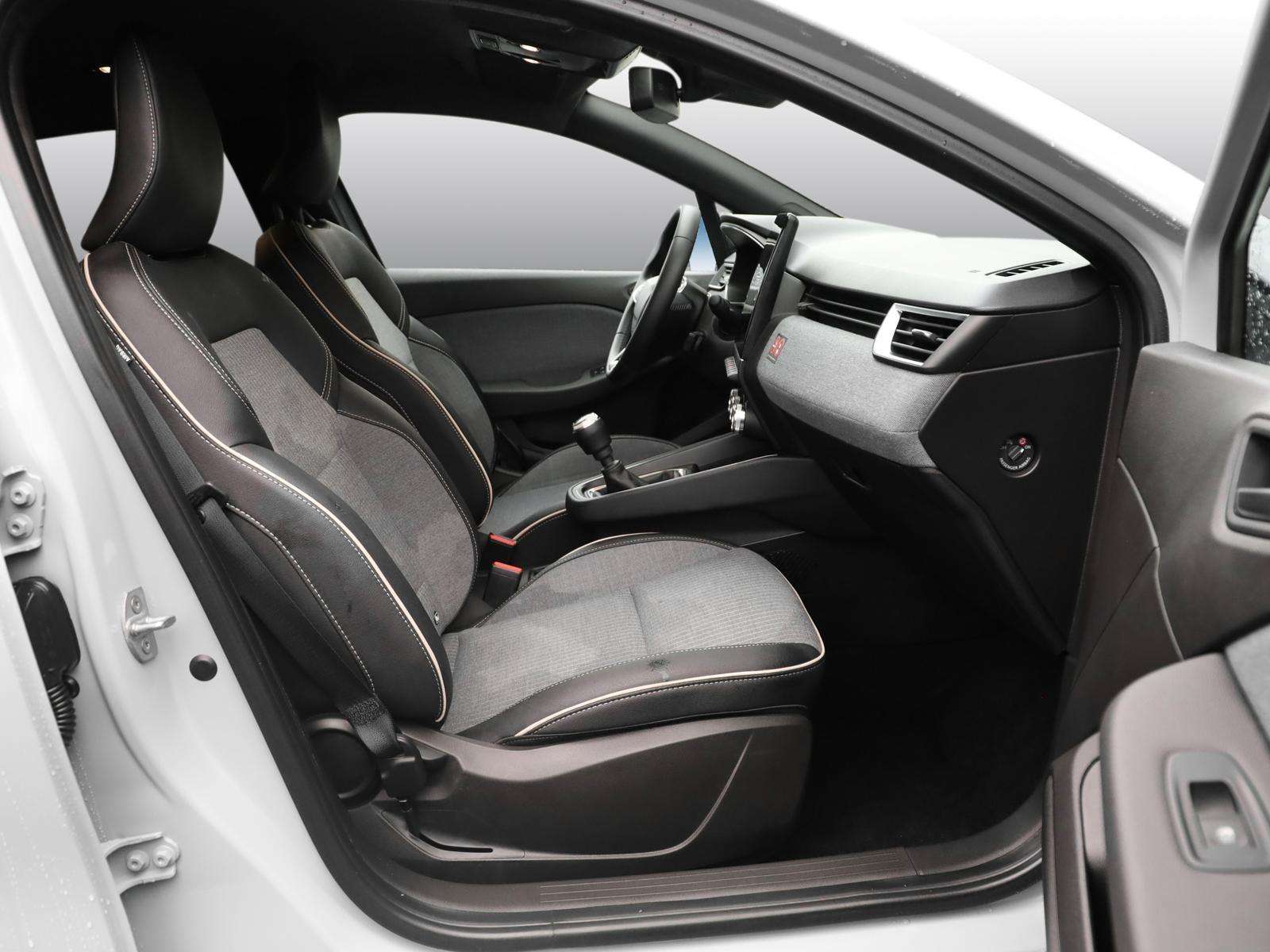 Fahrzeugbild eines Renault Clio