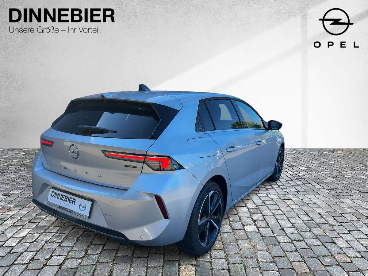Fahrzeugbild eines Opel Astra