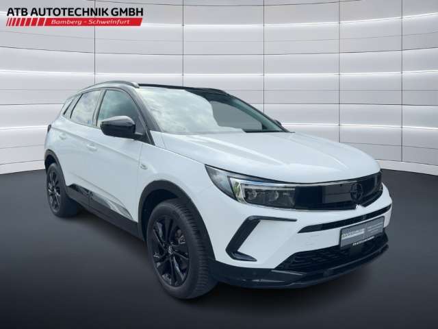 Fahrzeugbild eines Opel Grandland X