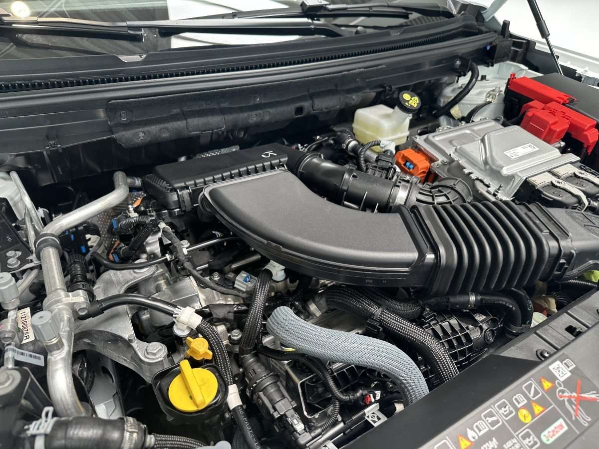 Fahrzeugbild eines Renault Rafale