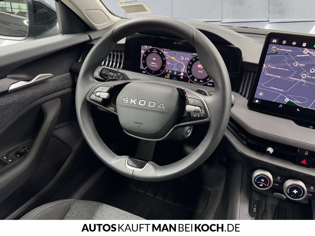 Fahrzeugbild eines Skoda Superb