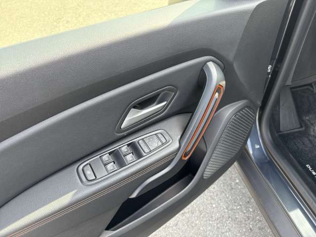 Fahrzeugbild eines Dacia Duster