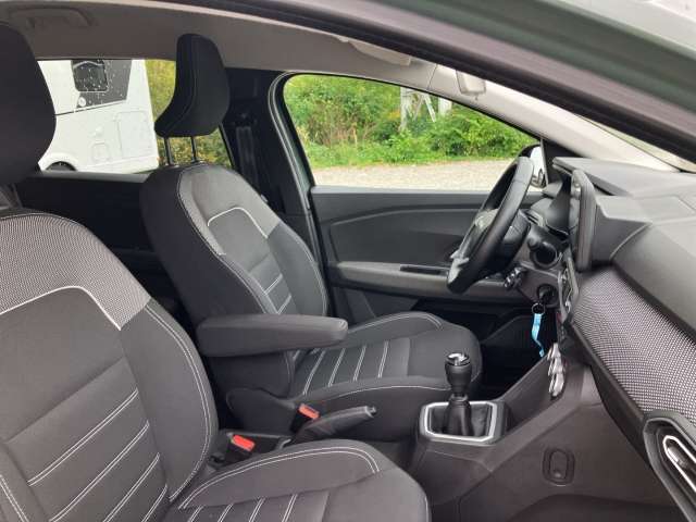 Fahrzeugbild eines Dacia Jogger