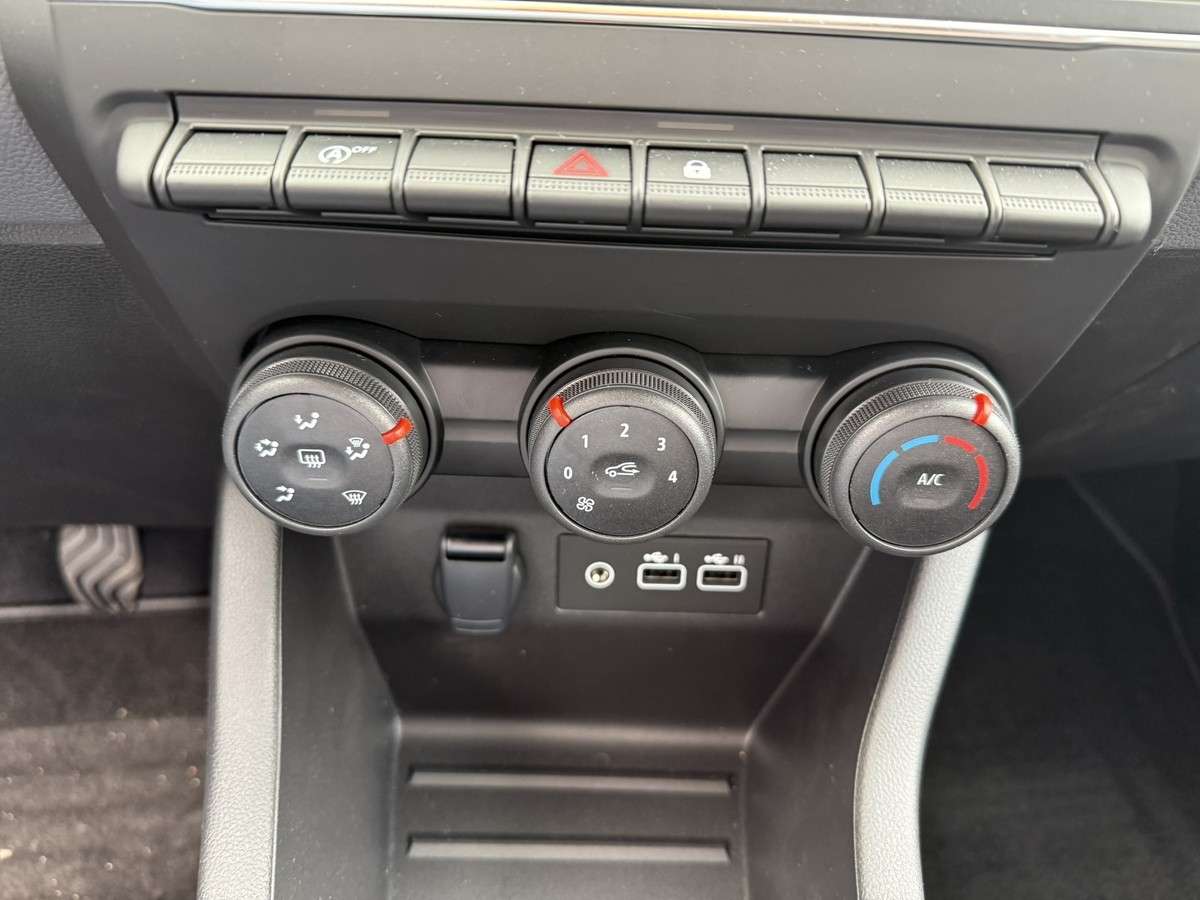 Fahrzeugbild eines Mitsubishi Colt