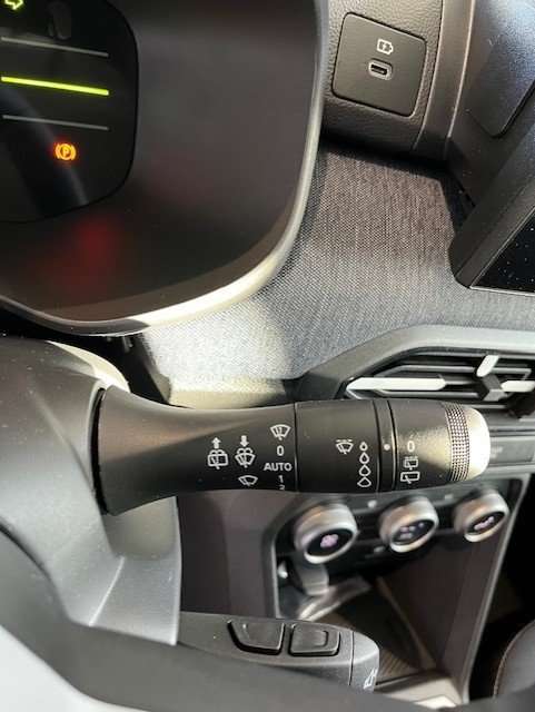 Fahrzeugbild eines Dacia Jogger