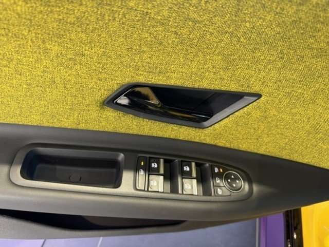 Fahrzeugbild eines Renault 5 E-TECH