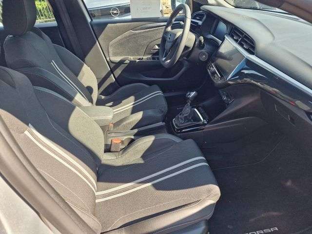 Fahrzeugbild eines Opel Corsa