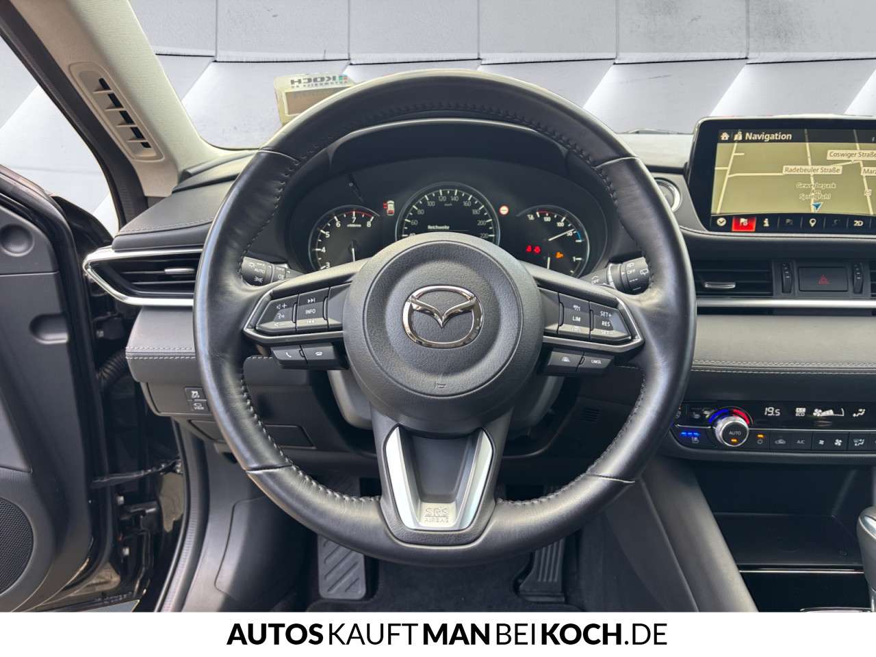 Fahrzeugbild eines Mazda Mazda6