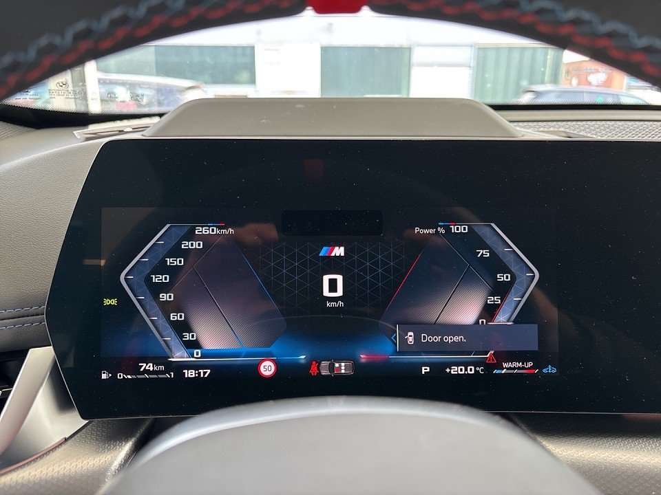 Fahrzeugbild eines BMW X1