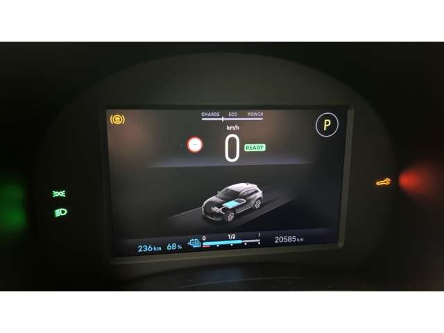 Fahrzeugbild eines Fiat 600 Elektro