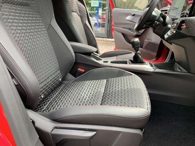 Fahrzeugbild eines Renault Clio