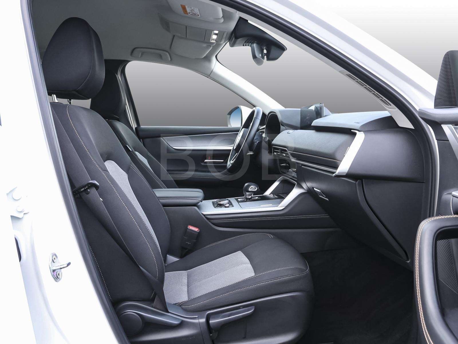 Fahrzeugbild eines Mazda CX-60