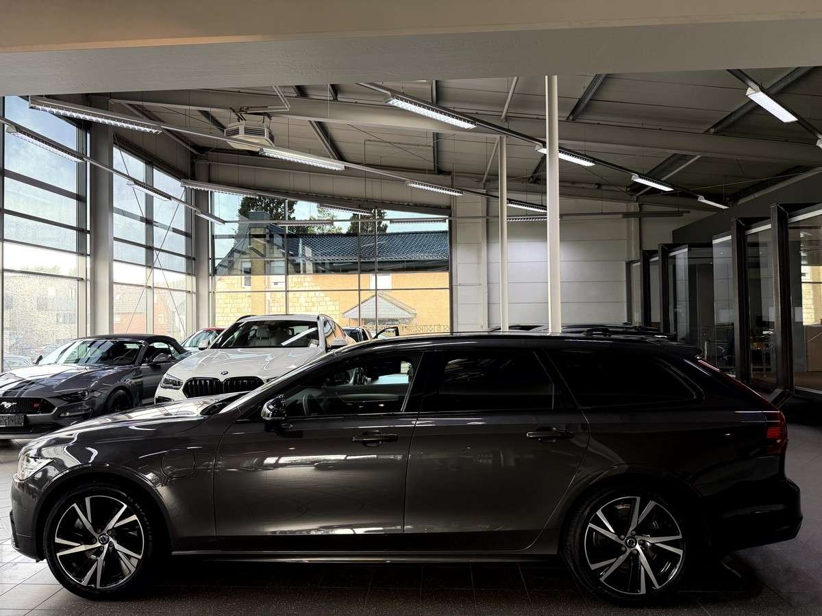 Fahrzeugbild eines Volvo V90