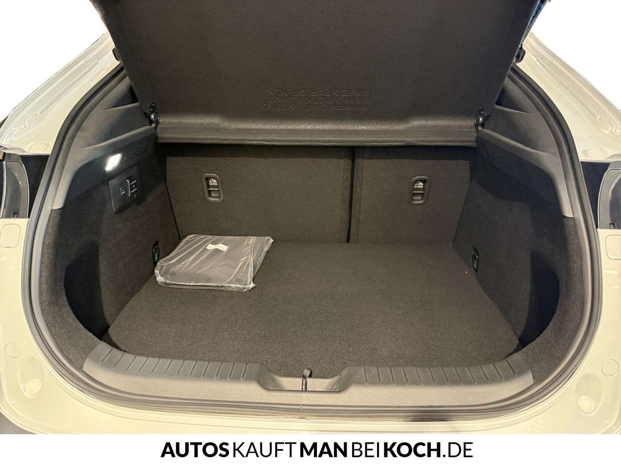 Fahrzeugbild eines Mazda MX-30