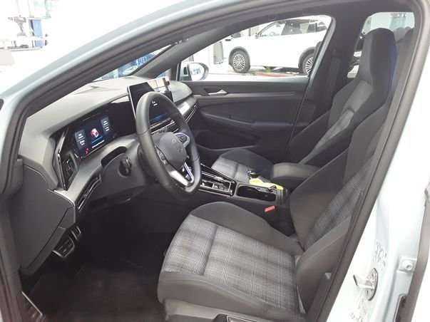 Fahrzeugbild eines Volkswagen Golf