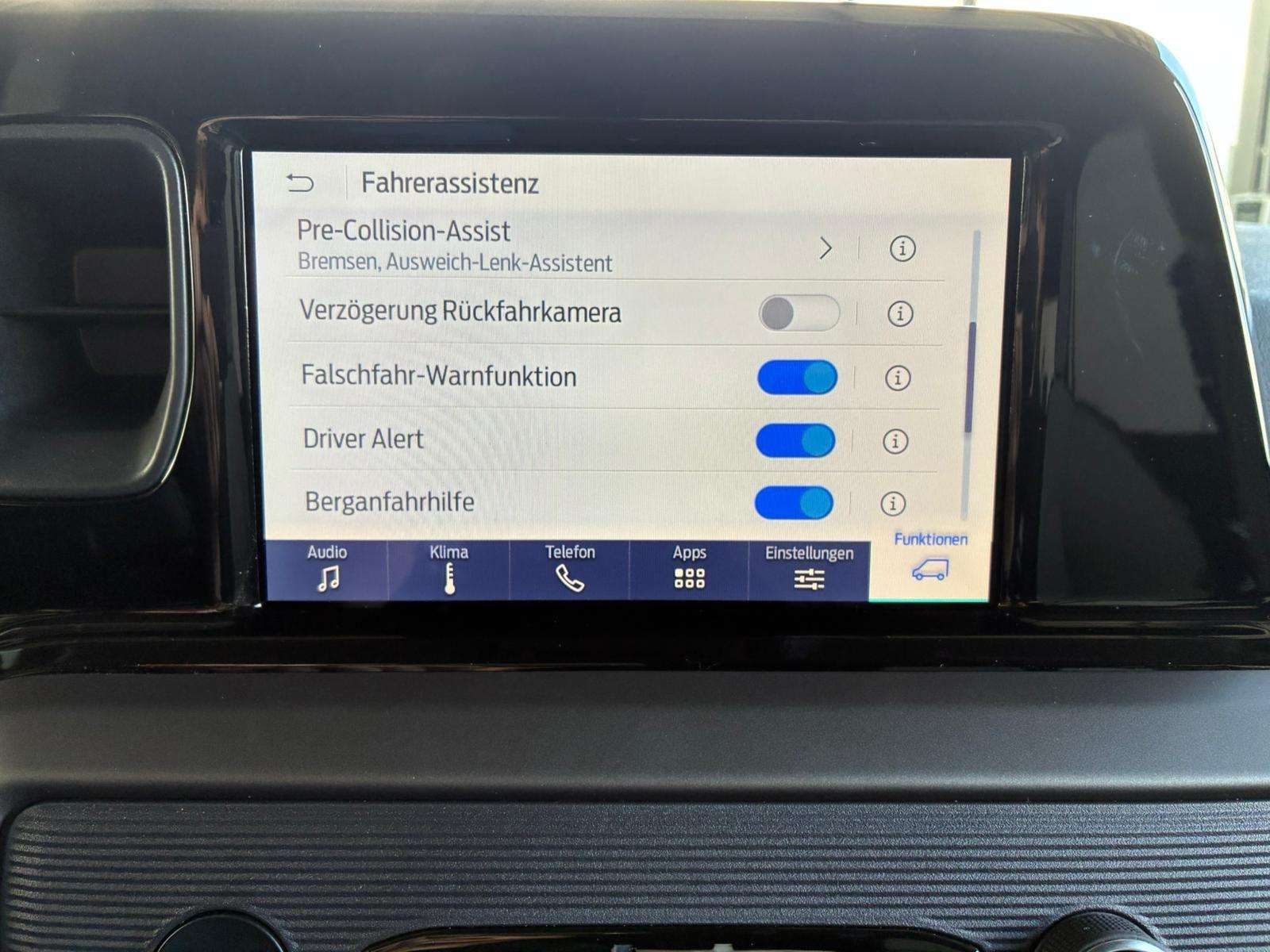 Fahrzeugbild eines Ford Tourneo Courier
