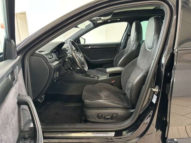 Fahrzeugbild eines Skoda Superb