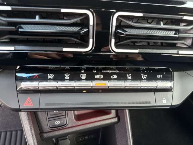 Fahrzeugbild eines Renault 5 E-TECH