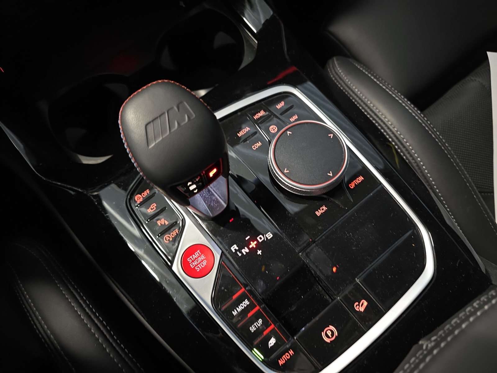 Fahrzeugbild eines BMW X4