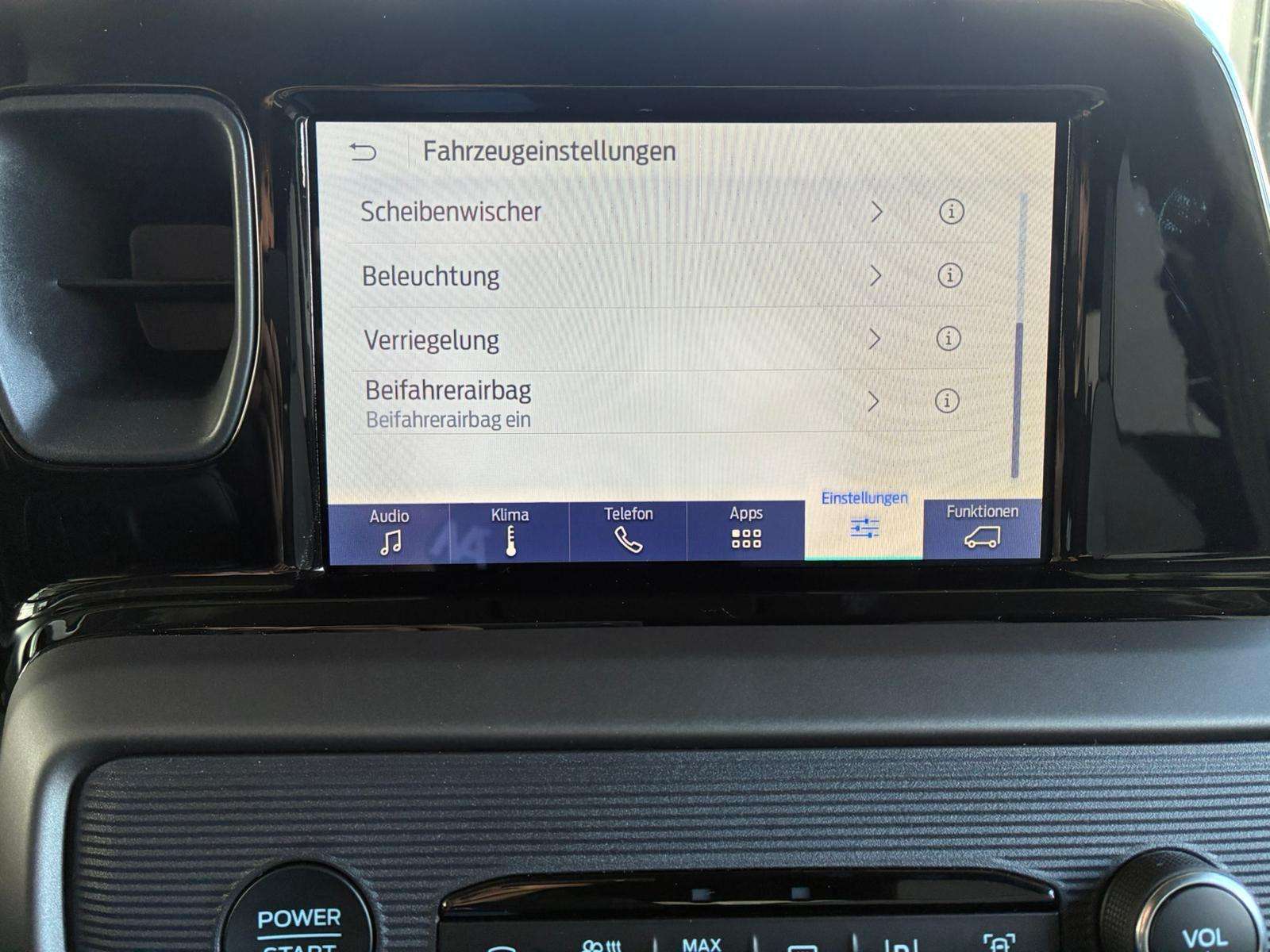 Fahrzeugbild eines Ford Tourneo Courier