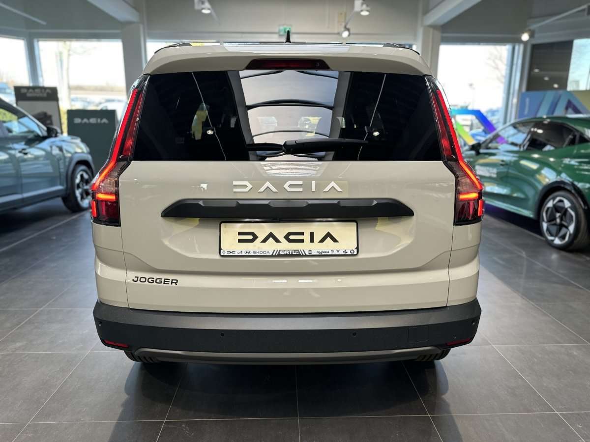 Fahrzeugbild eines Dacia Jogger