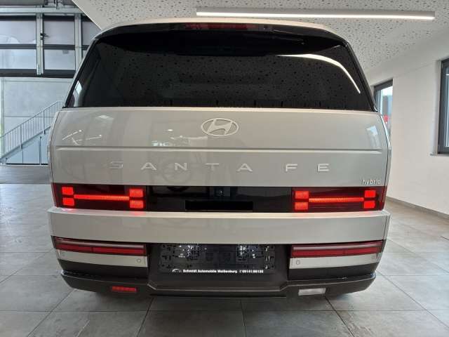 Fahrzeugbild eines Hyundai Santa Fe