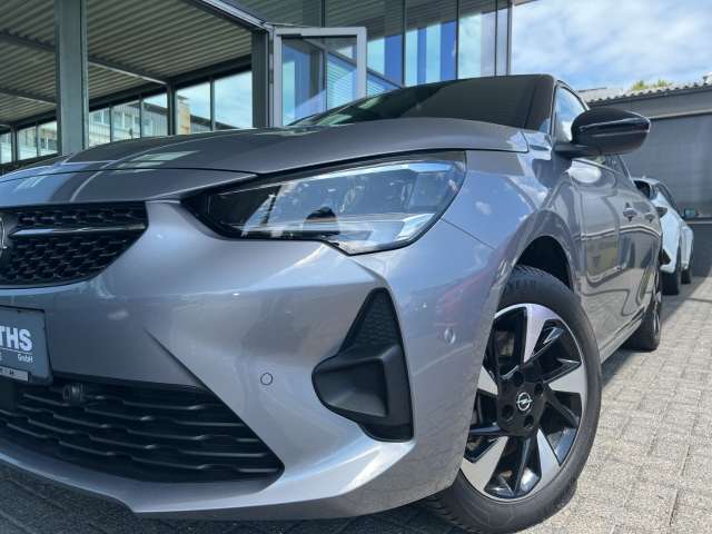 Fahrzeugbild eines Opel Corsa
