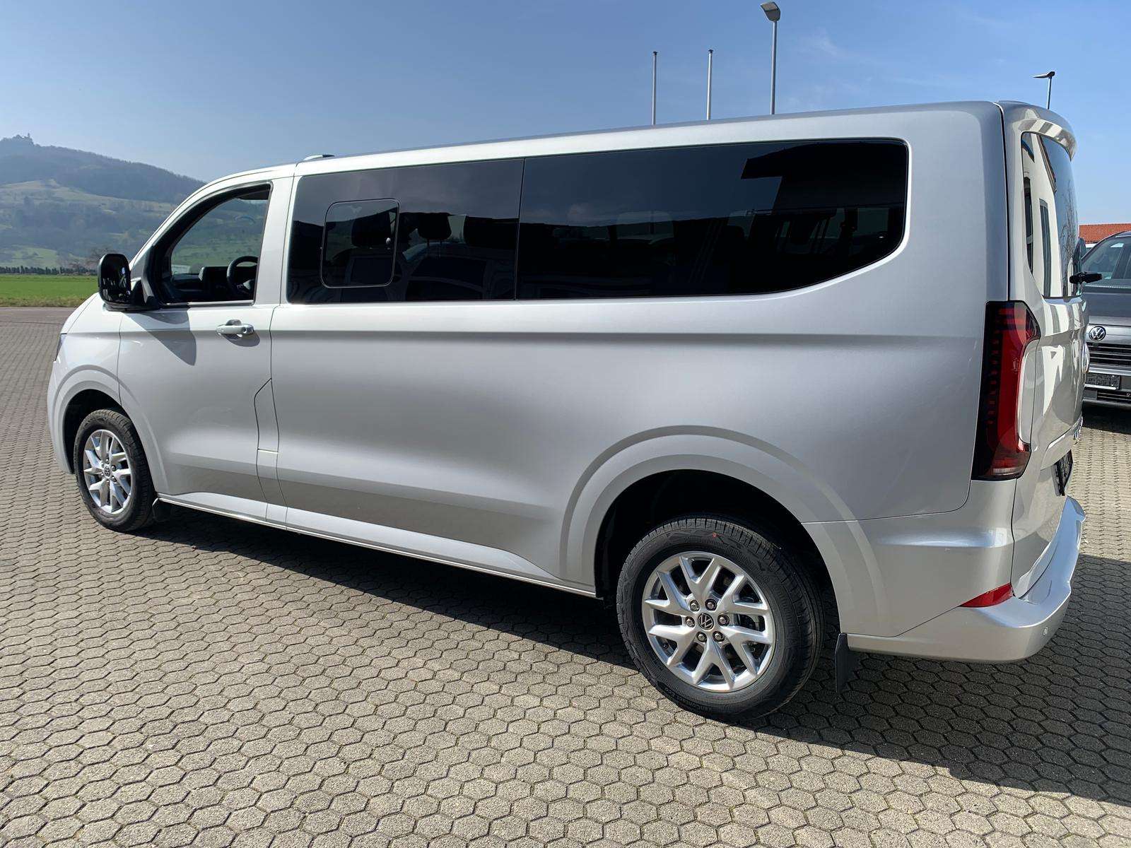 Fahrzeugbild eines Volkswagen Caravelle