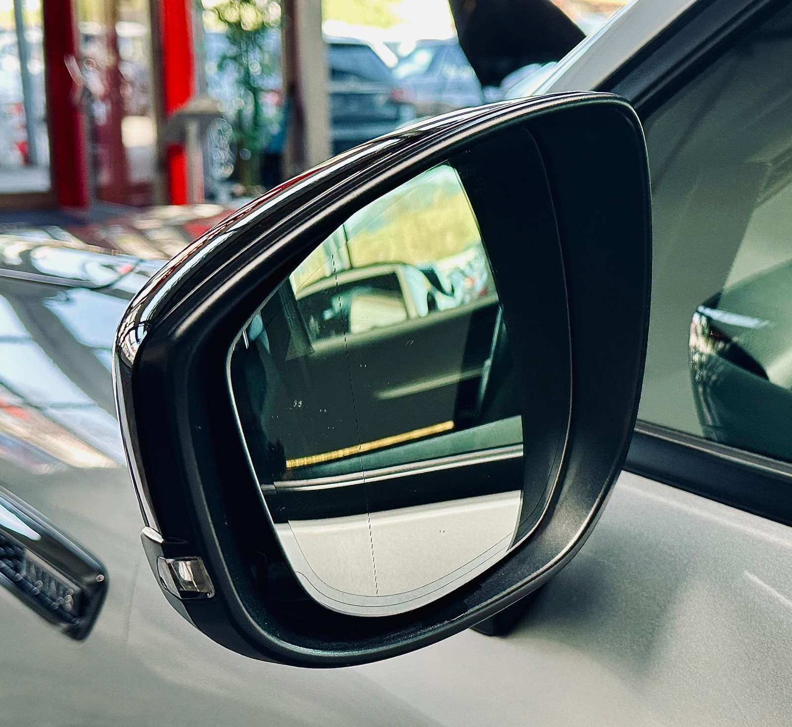 Fahrzeugbild eines Mazda CX-60