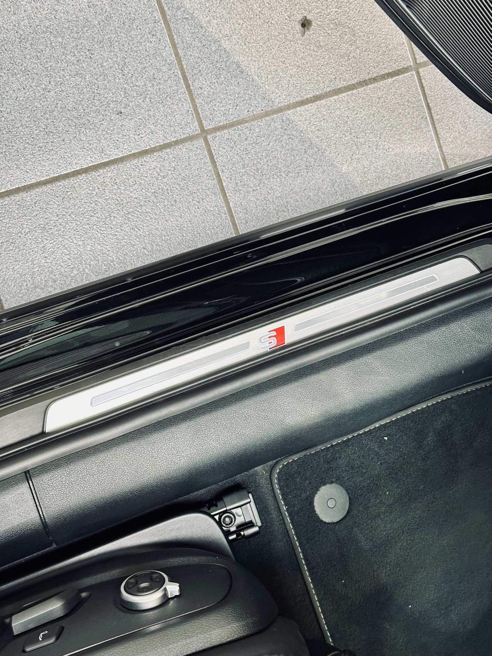 Fahrzeugbild eines Audi S4