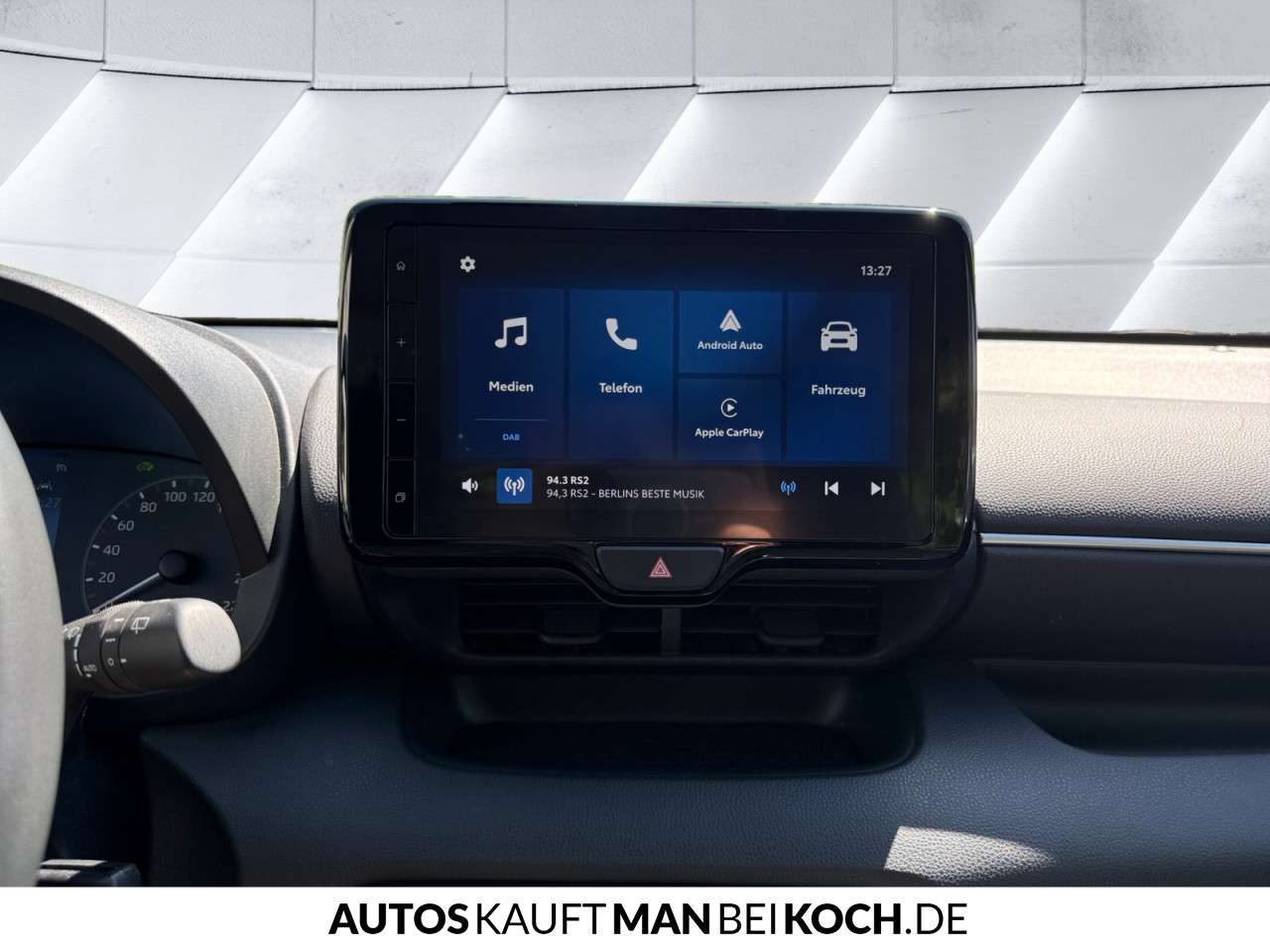 Fahrzeugbild eines Mazda Mazda2 Hybrid