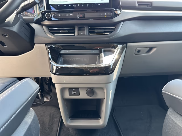 Fahrzeugbild eines Ford Tourneo Custom