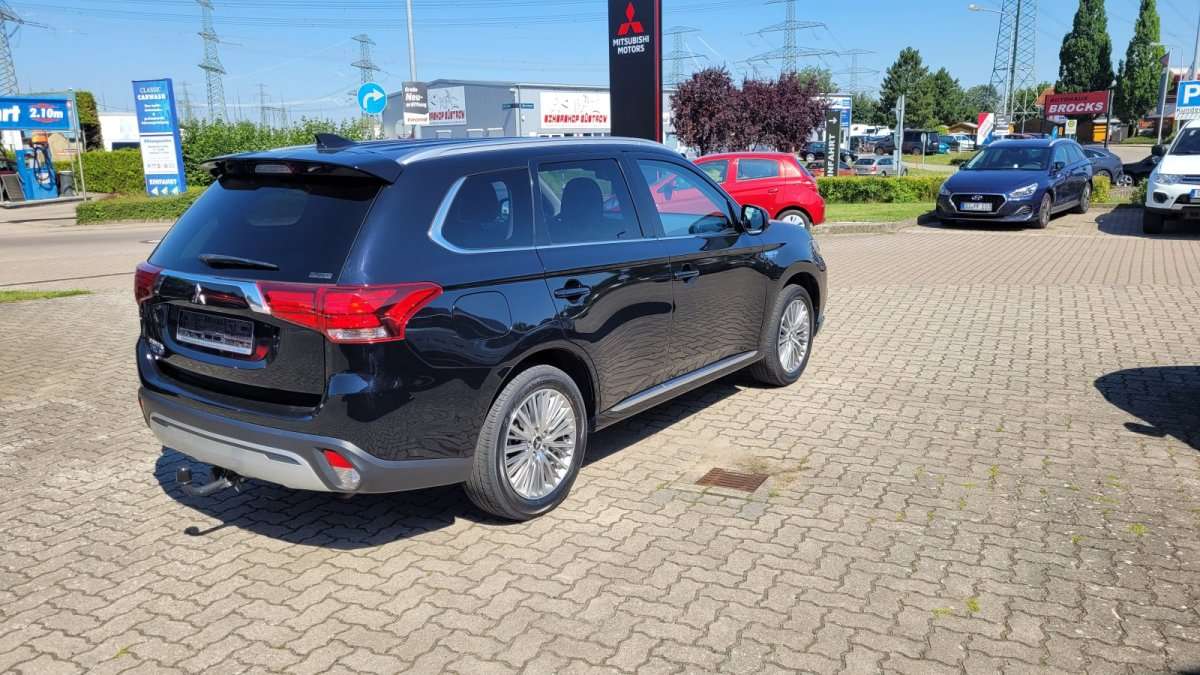 Fahrzeugbild eines Mitsubishi Outlander