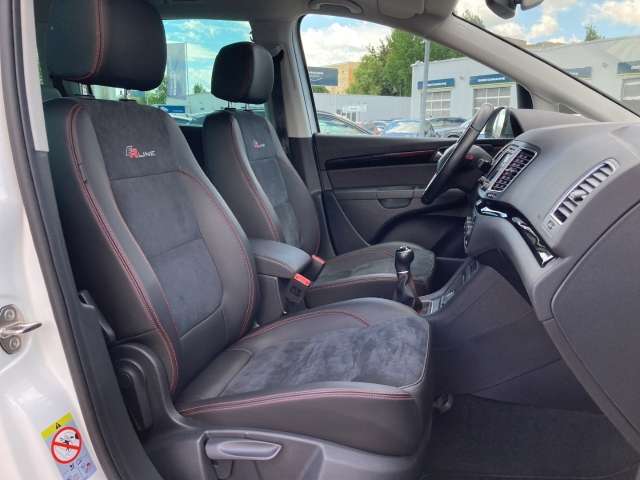 Fahrzeugbild eines SEAT Alhambra