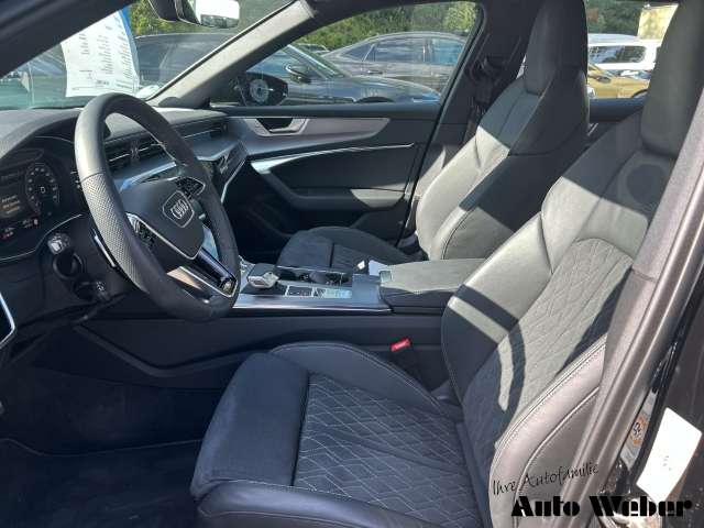 Fahrzeugbild eines Audi S6