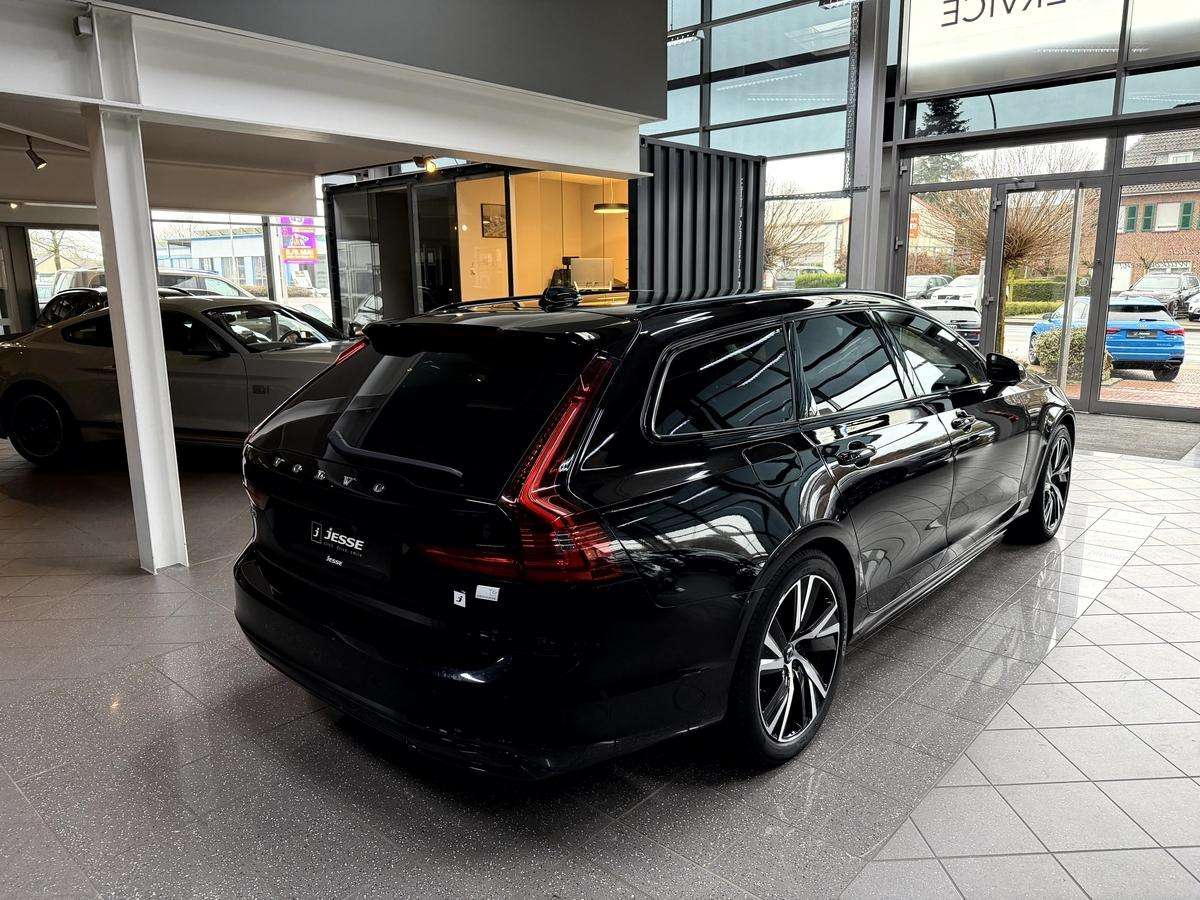 Fahrzeugbild eines Volvo V90