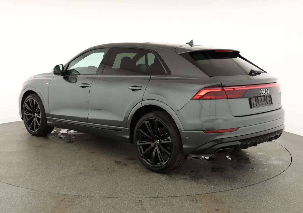 Fahrzeugbild eines Audi Q8