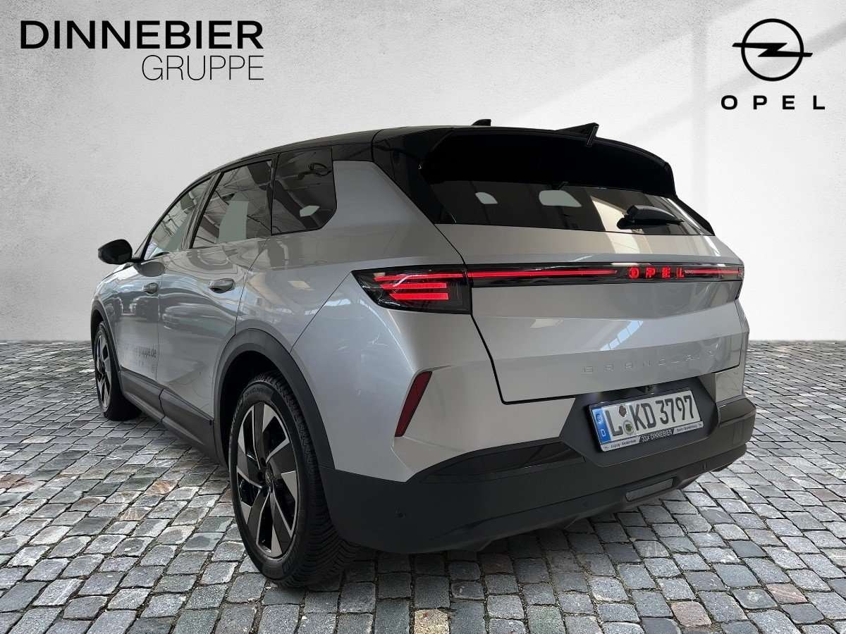 Fahrzeugbild eines Opel Grandland X