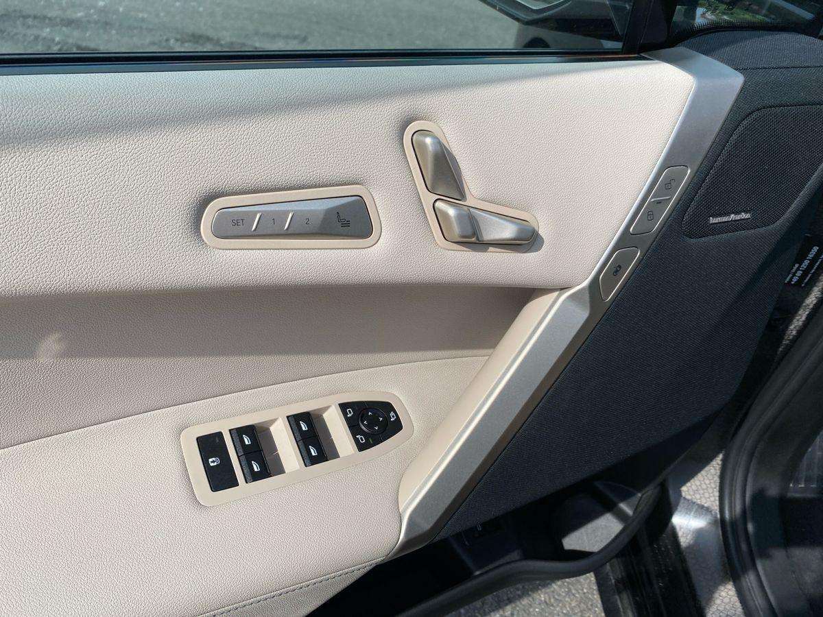 Fahrzeugbild eines BMW iX