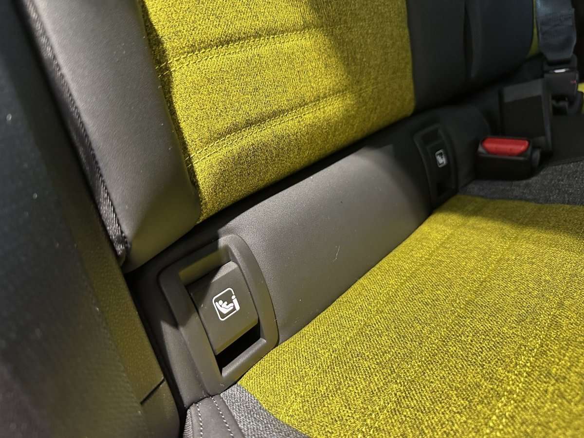 Fahrzeugbild eines Renault 5 E-TECH