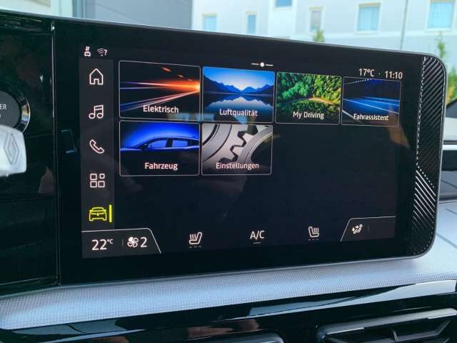 Fahrzeugbild eines Renault 5 E-TECH