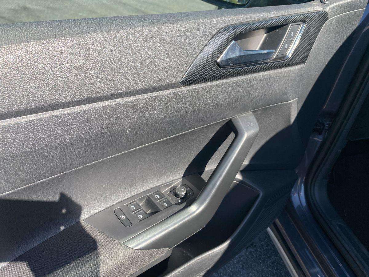 Fahrzeugbild eines Volkswagen Taigo