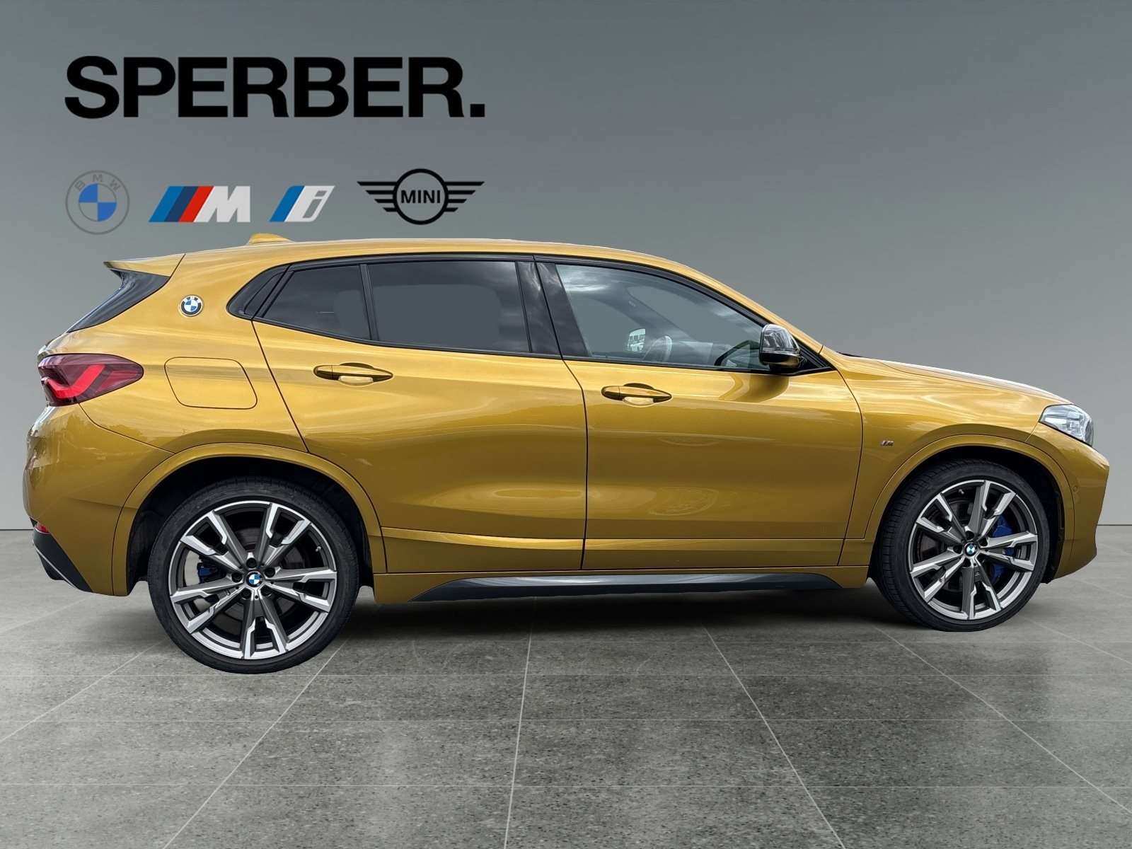 Fahrzeugbild eines BMW X2