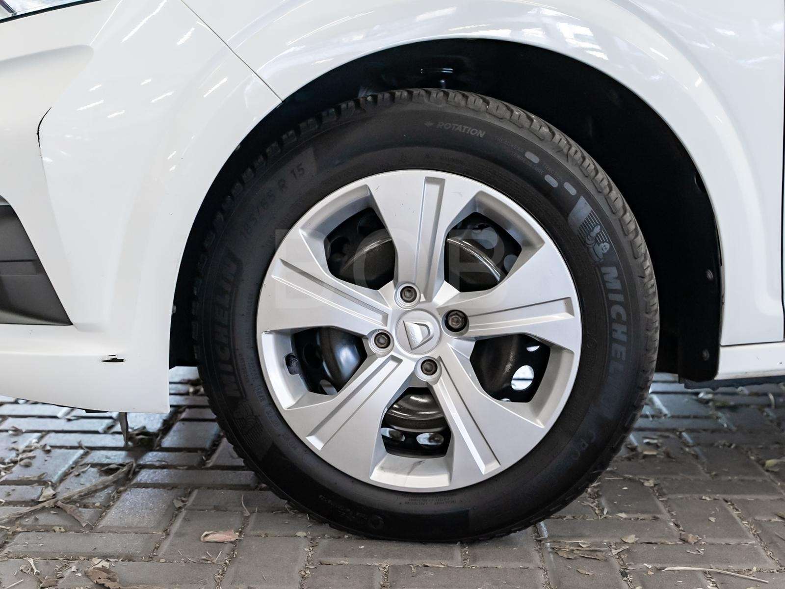 Fahrzeugbild eines Dacia Sandero