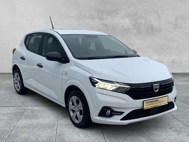 Fahrzeugbild eines Dacia Sandero