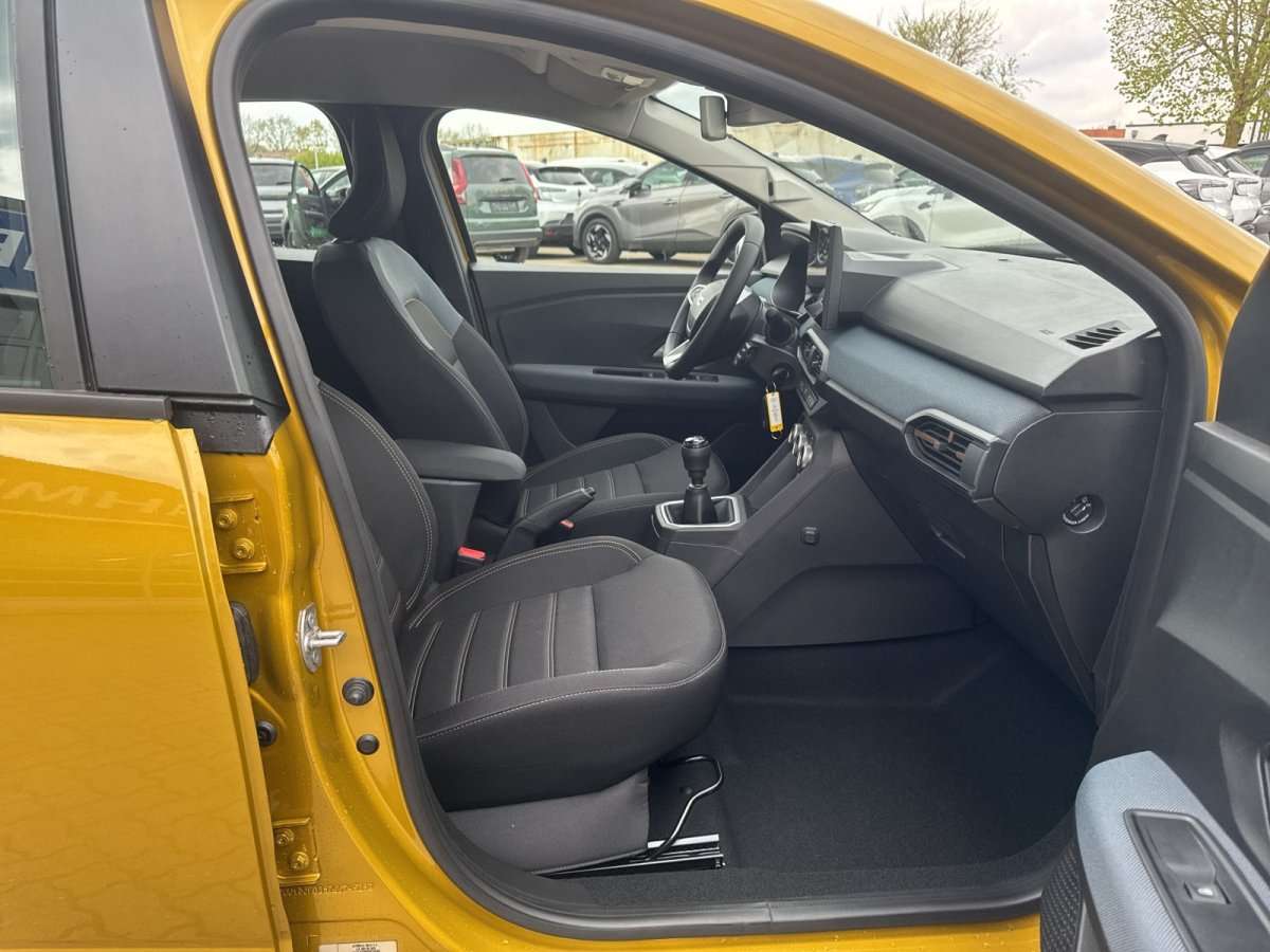 Fahrzeugbild eines Dacia Sandero