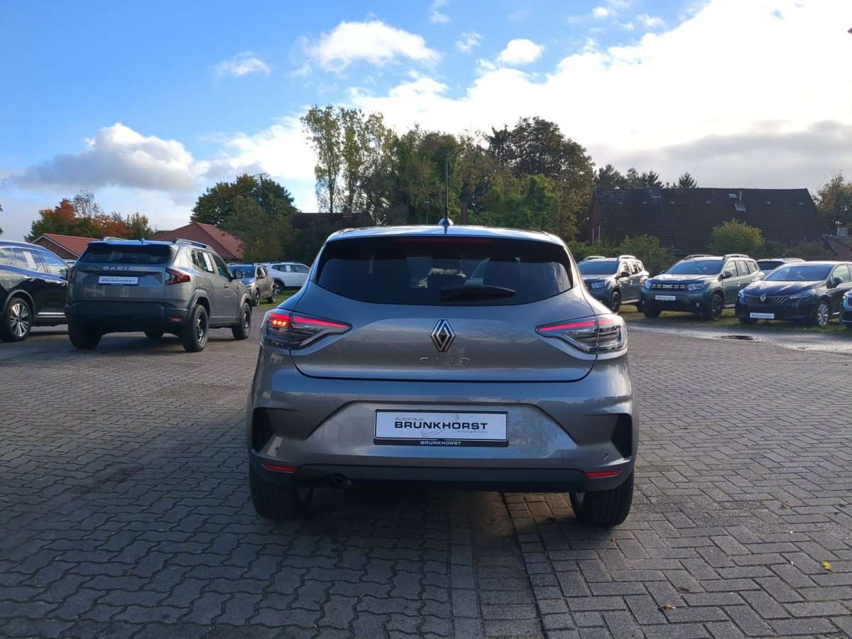 Fahrzeugbild eines Renault Clio